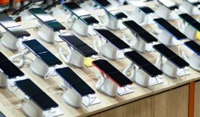 Milyonlar kullanıyordu! Bu telefonların fişi resmen çekiliyor