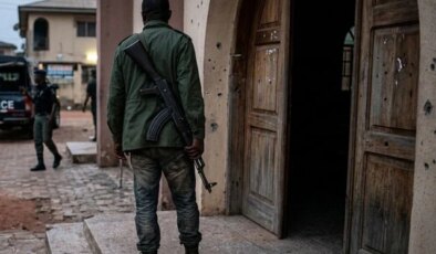 Nijerya’da iki kiliseye düzenlenen saldırıda 8 kişi öldü, çok sayıda kişi kaçırıldı
