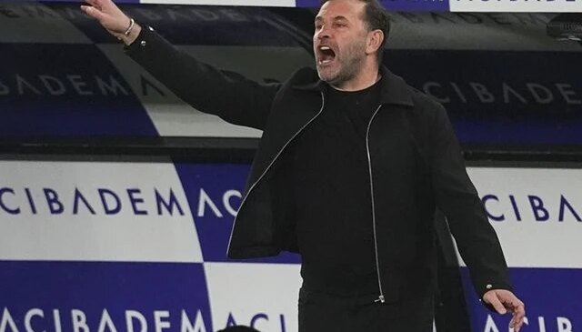 Okan Buruk alınan 3 puan sonrası hakemlere ateş püskürdü