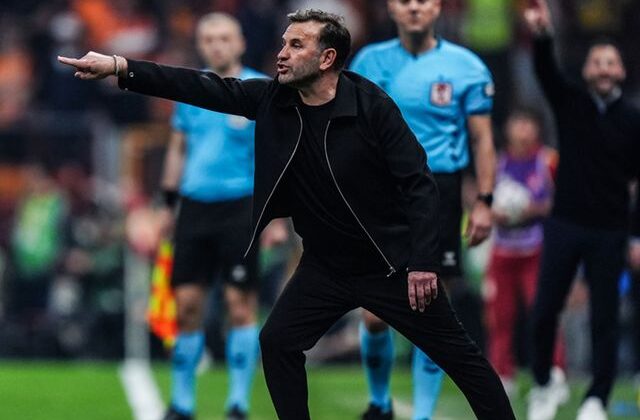 Okan Buruk, tarihi zafer sonrası camia içerisinde rahatsız olduğu konuyu açıkladı