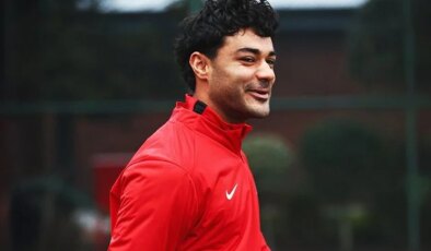 Ozan Kabak imzayı attı! 2030 yılına kadar Bundesliga’da