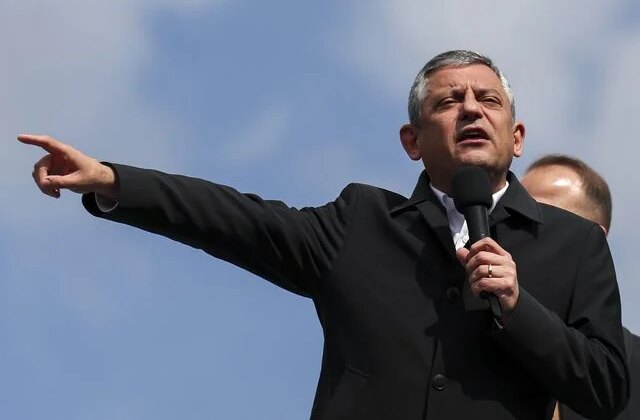 Özgür Özel’in Nevşehir hamlesi tartışma tarattı: “Kendi memleketi” sözü ters tepti!