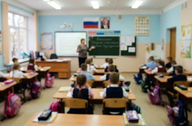 Rusya’da 4. sınıf öğrencisi öğretmenini bıçakladı