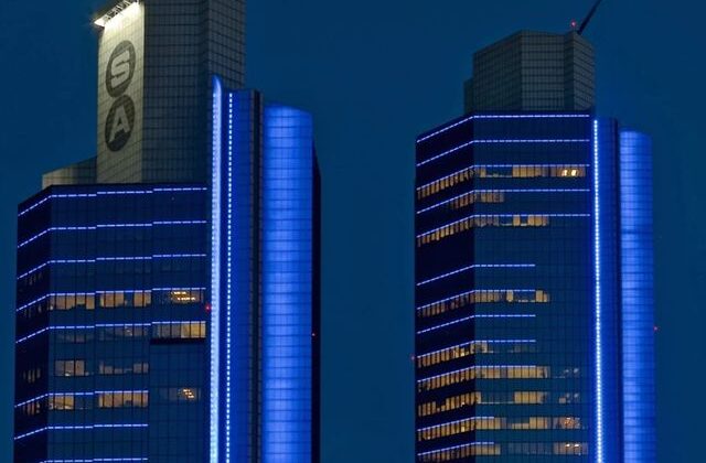 Sabancı Holding el sıkıştı! Dev satış gerçekleşiyor