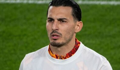 Sahaya çıktı olanlar oldu! Trabzonspor taraftarından Uğurcan Çakır’ı büyük tepki