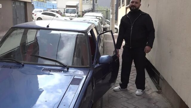 Sahibinin bile unuttuğu araca gelen teklifler güldürdü: Yarısı ısırılmış dönerle takas