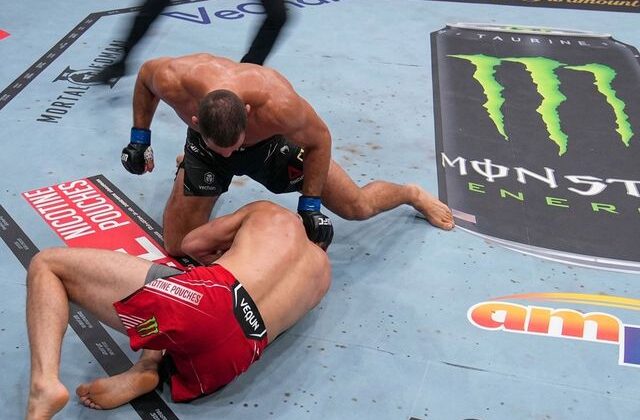 Sakatlanan rakibine acıyınca boyunun ölçüsünü aldı