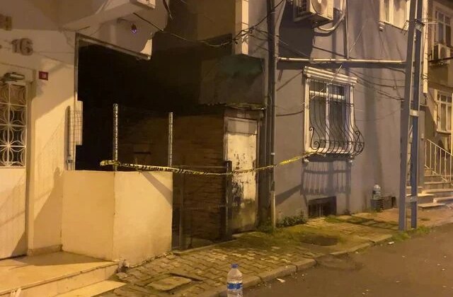 Sarıyer’de toprak kayması nedeniyle 6 bina tahliye edildi