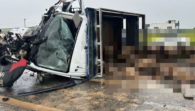 Siirt’te feci kaza: 2 ölü, 3 yaralı