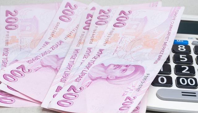 Silahlar yeniden ateşlendi, akaryakıt indirimi iptal oldu