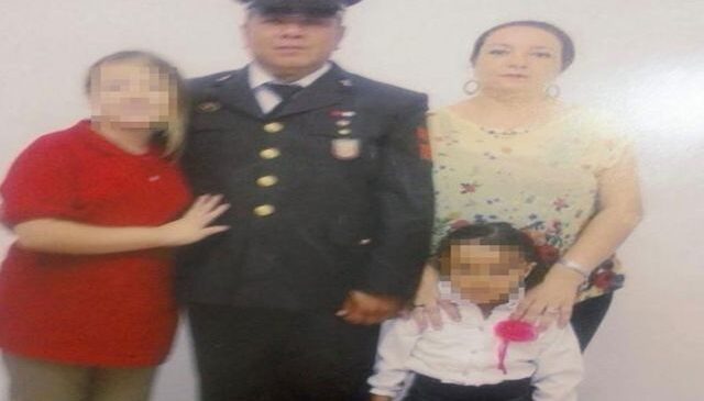 Dehşet evi! Emekli uzman çavuş silahını ailesine doğrulttu