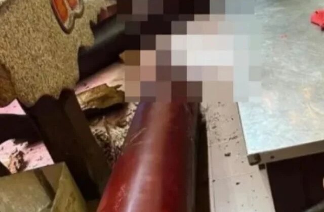 Tapınak temizliğinde dehşet: 17 yaşındaki kız 1 tonluk kiriş altında can Verdi