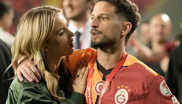 Taraftar havalara uçacak! Dries Mertens geri dönüyor