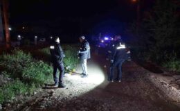 Telefon alışverişinden kalan 24 bin TL alacaklarını almaya giden kardeşler mermilerin hedefi oldu