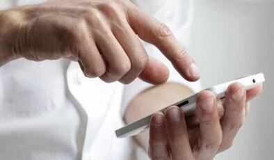 Telefonuna gelen “kredi” mesajına inandı, dünyası başına yıkıldı