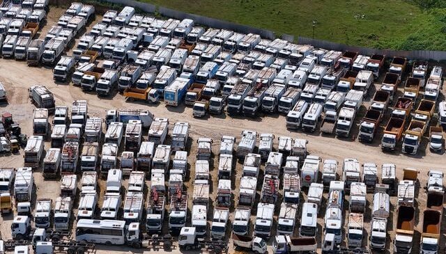 TMSF’nin el koyduğu yüzlerce araç böyle görüntülendi