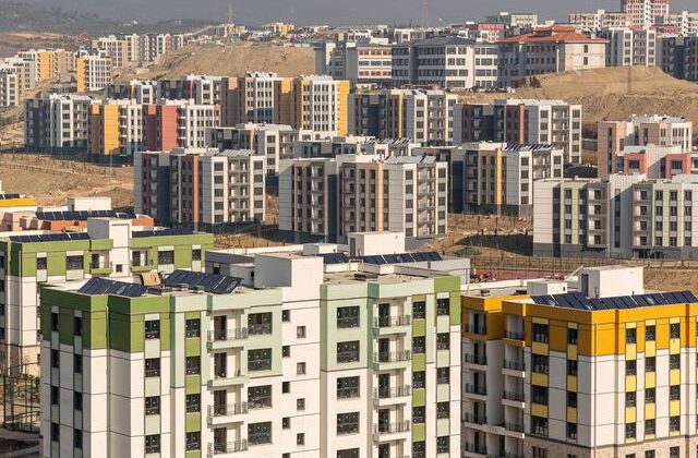 TOKİ İstanbul kura çekimi için nefesler tutuldu! İşte başvurusu kabul edilenler