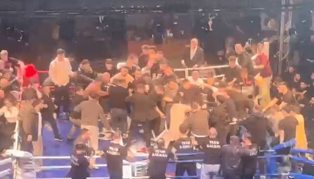 Türk ve Rus boksörün maçında ring savaş alanına döndü