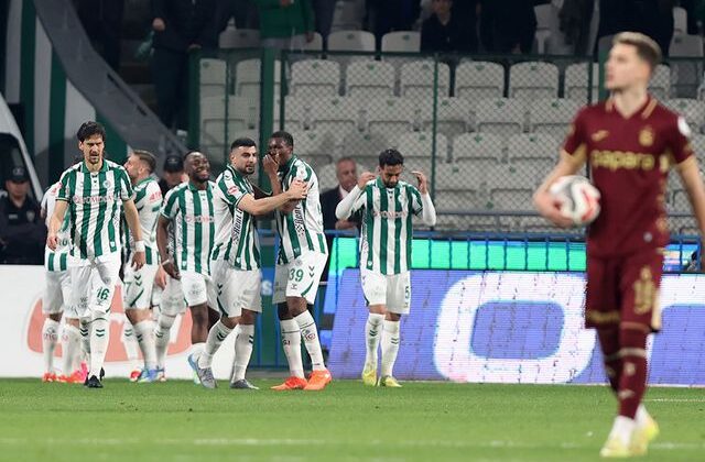 Trabzonspor şampiyonluk yarışında Konya’da yara aldı