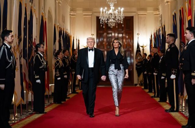 Trump, eşi hakkında şaka yapan Jimmy Kimmel’ı hedef aldı: Derhal kovulmalı