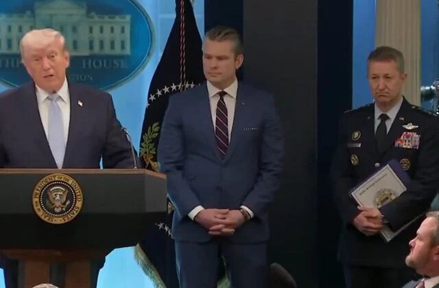 Trump: İran’daki pilotlarımızı tarihi bir operasyonla kurtardık