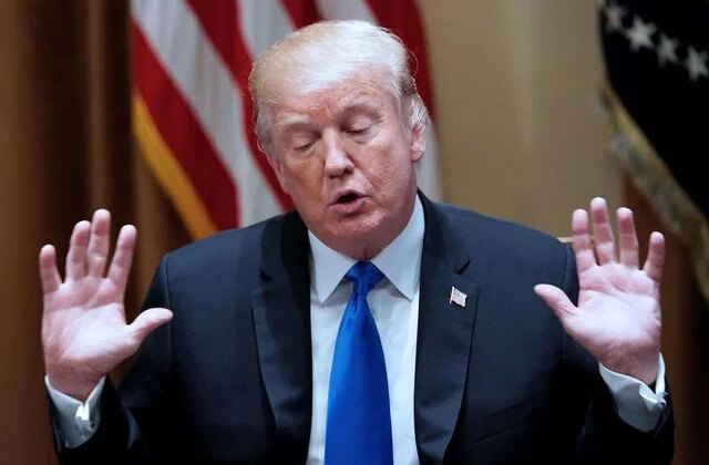 Trump, kendisinin Hazreti İsa gibi tasvir edildiği görseli sildi