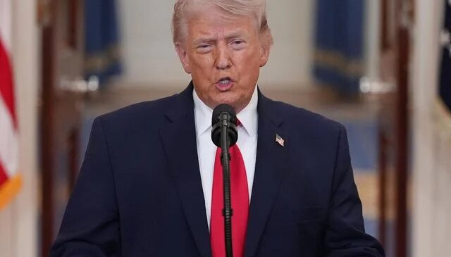 Trump: Önümüzdeki 2-3 hafta içerisinde İran’ı çok sert vuracağız