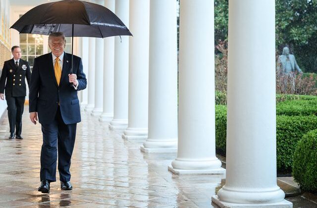 Trump’ın hastaneye kaldırıldığı iddiasına Beyaz Saray’dan jet yalanlama