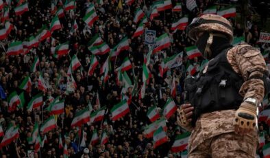 Trump’ın uykularını kaçıracak hazırlık! İran’ın cepheye gitmeye hazır asker sayısı inanılmaz