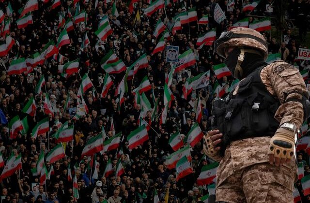 Trump’ın uykularını kaçıracak hazırlık! İran’ın cepheye gitmeye hazır asker sayısı inanılmaz