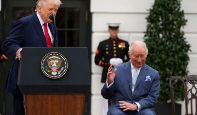 Trump’tan Kral Charles’ı gülümseten itiraf: Annem ona aşıktı