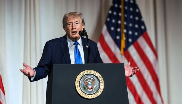 Trump’tan “Kurşun geçirmez yelek giyer misiniz” sorusuna güldüren yanıt