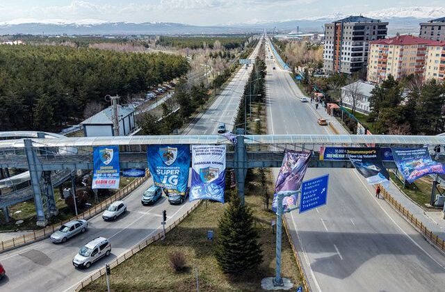 Tüm şehir hazır! Erzurumspor Süper Lig’e çıkmak için saatleri sayıyor