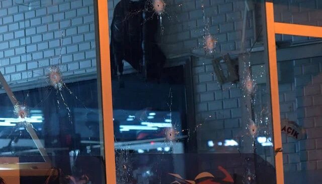 Ümraniye’de iş yerine düzenlenen silahlı saldırıda 4 kişi yaralandı