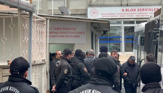 Uşak Belediyesine yönelik operasyonda gözaltına alınan şüpheliler adliyeye sevk edildi