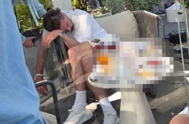 Yıldız futbolcuyu daha önce böyle görmediniz! İçip içip bayıldı