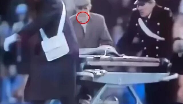 Yıllar sonra ortaya çıktı! Şimdi olsa yer yerinden oynar