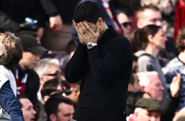 Yıllar sonra şampiyonluğa koşan Arsenal kendi sahasında yenildi