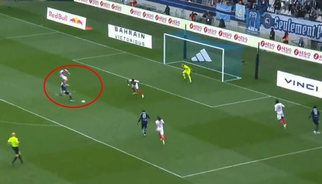 Yok artık daha neler Immobile! 13 dakikada rakibin içinden geçti