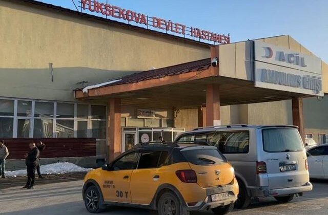 12 öğrenci apar topar hastaneye kaldırıldı