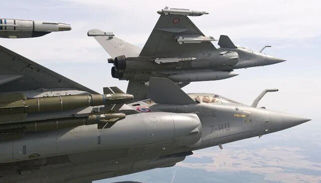 Yunanistan ve Fransa’nın Türkiye karşıtı hamlesine Rusya’dan tehdit: Vururuz