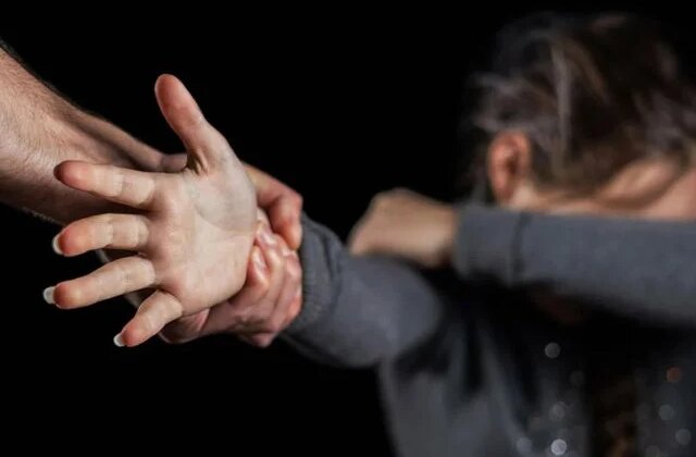 Şehri karıştıran olay! 13 yaşındaki kız çocuğunu istismar eden 33 kişi tutuklandı