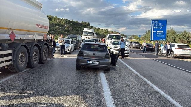 Adıyaman’da iki otomobilin çarpıştığı kazada ölü sayısı 4’e çıktı