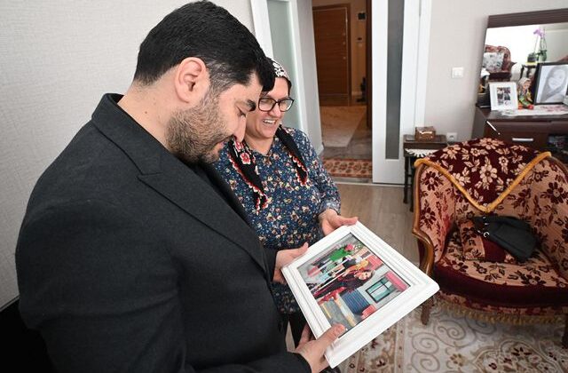AK Parti Etimesgut İlçe Başkanı Yasin Şankazan’dan şehit öğretmen Aybüke Yalçın’ın annesine ziyaret