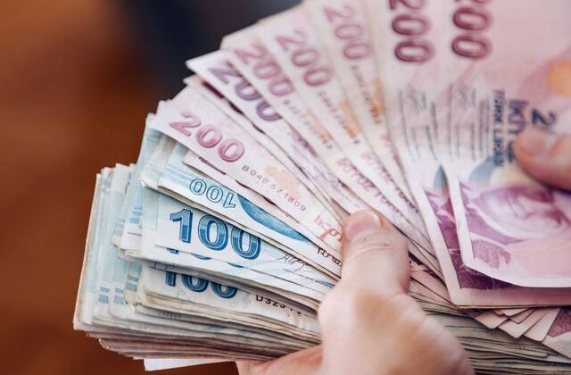 AK Parti’den “ara zam” açıklaması: Gündemimizde herhangi bir çalışma yok
