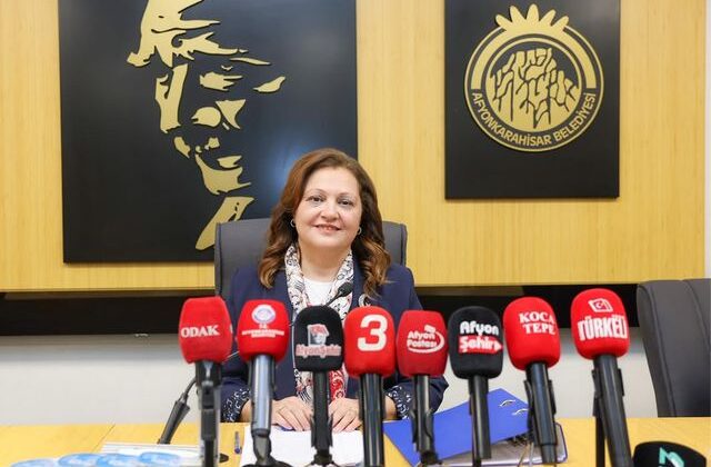 AK Parti’ye geçeceği iddia edilen Burcu Köksal sessizliğini bozdu: CHP’den çok yoruldum