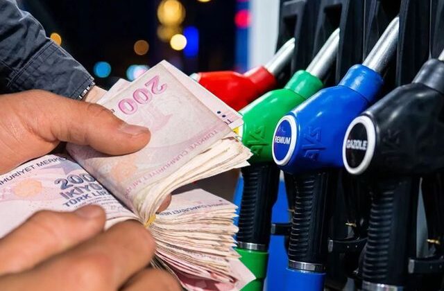 Akaryakıta çifte indirim! Motorin kritik sınırın altına inecek