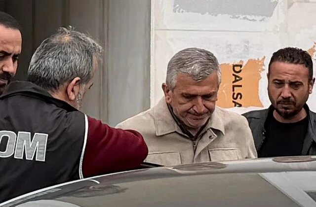 İçişleri Bakanlığı: Akçakoca Belediye Başkanı görevden uzaklaştırıldı