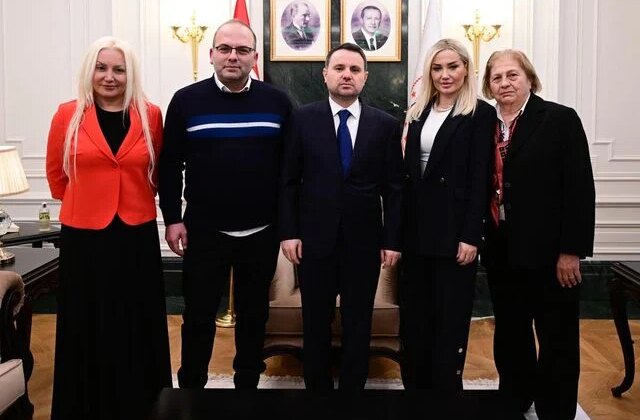 Akın Gürlek, Çağla Tuğaltay’ın ailesiyle görüştü