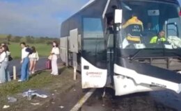 Aksaray’da tur otobüsü kaza yaptı; 14 yaralı